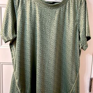 New Jockey Brand Womens Top/tee. Size 1X. Sage Green Black Accents. Never worn.